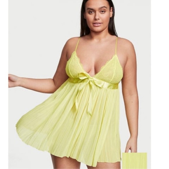 Victorias Secret pleated babydoll Size Large - Picture 2 of 5